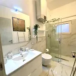 Apartment Navona Viola *