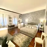 Navona Viola Apartment Rome